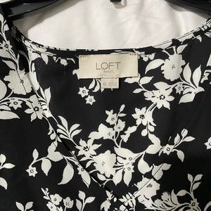 Very cute black bodysuit top
